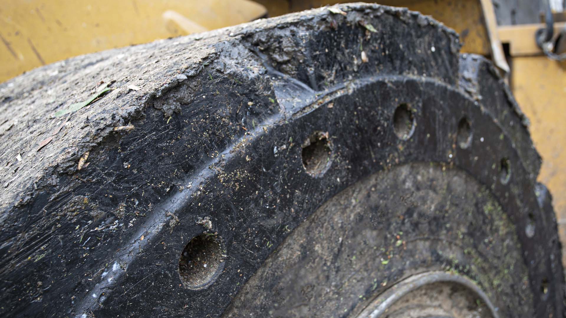 When to Replace Solid Tires - Sentry Tire